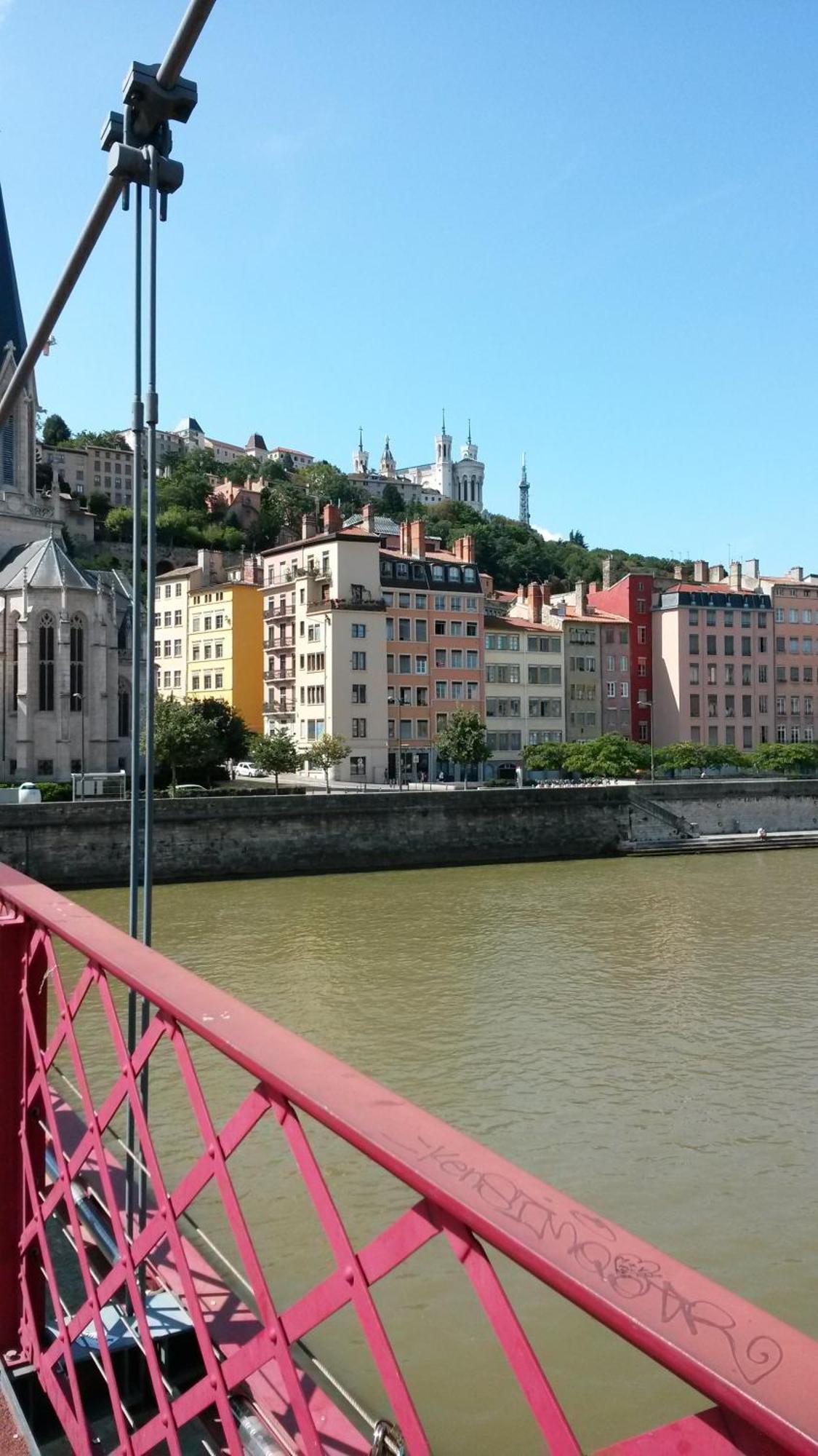 La Nuit Saint Georges Apartment Lyon Exterior foto