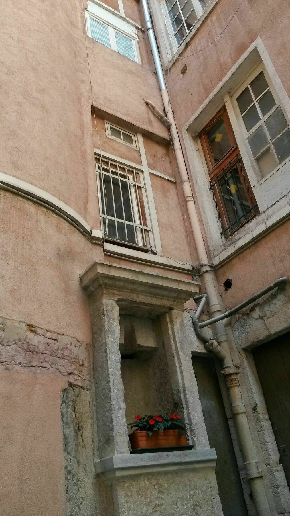 La Nuit Saint Georges Apartment Lyon Exterior foto